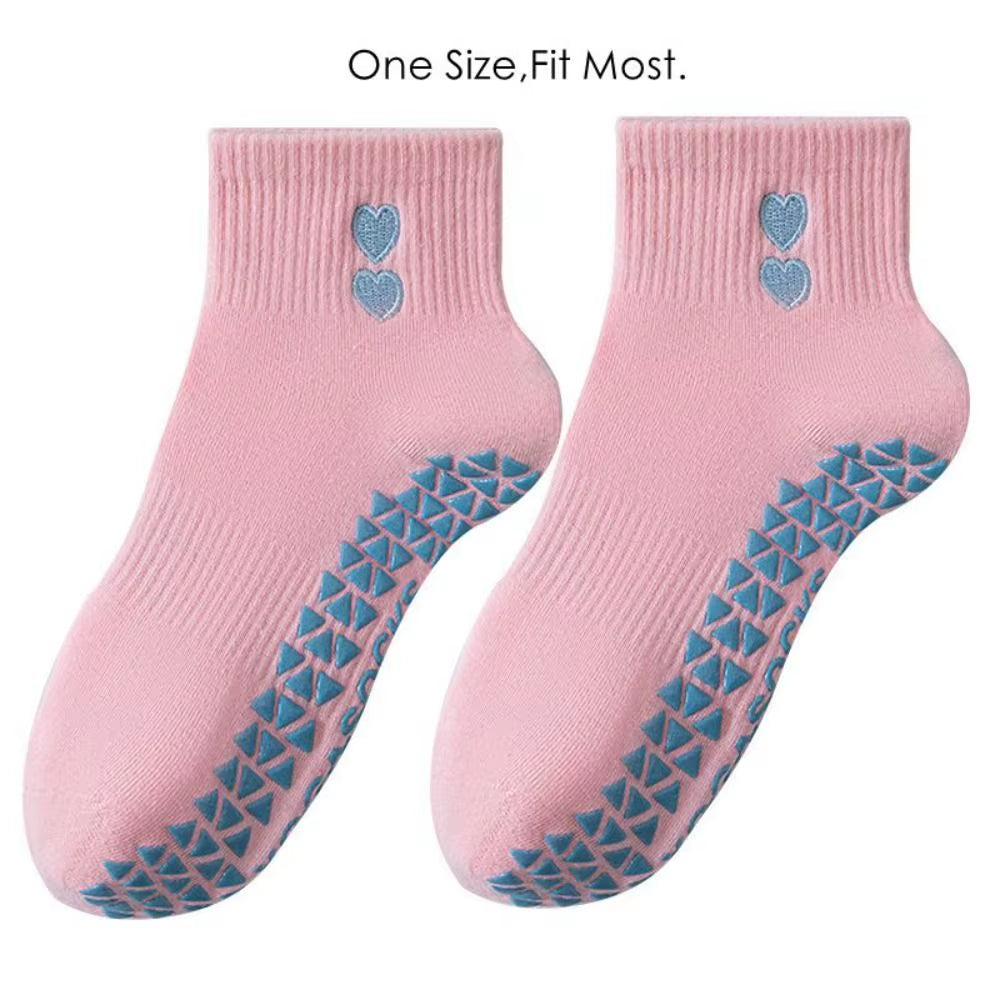 New Cotton Pilates Socks Harajuku Street Sweat-Absorbent Heart Embroidery Socks Non-Slip Grip Casual Mid Tube Socks